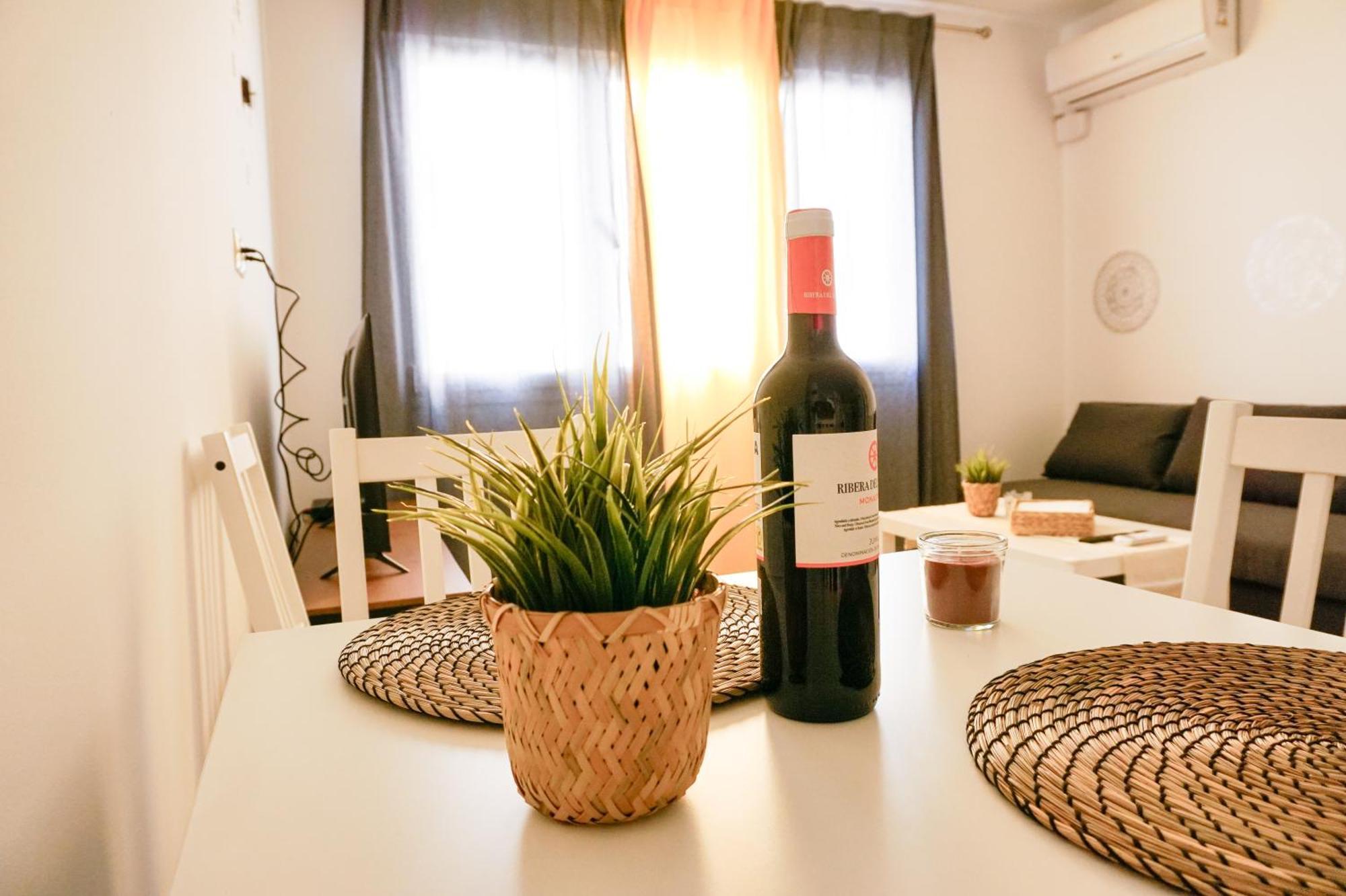 Martina I Appartement Málaga Buitenkant foto